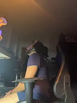 Chat XXX ao vivo de CarlRitzJay