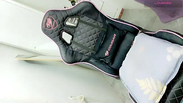 tgirljennie_69 ওয়েবক্যাম শো