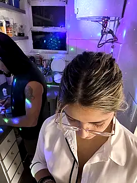 Онлайн чат XXX Misshine_32