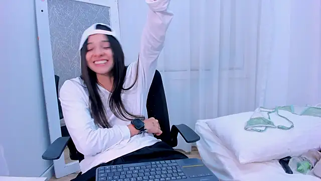 ViictoriiaSaenz: απευθείας συνομιλία ΧΧΧ