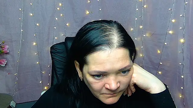 LauraFinn Webcam Show