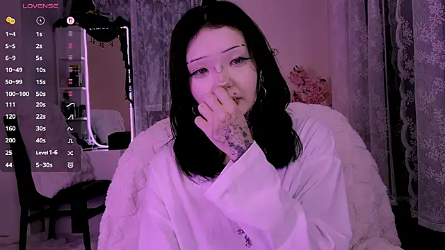 Lein_Bone élő XXX-chatje