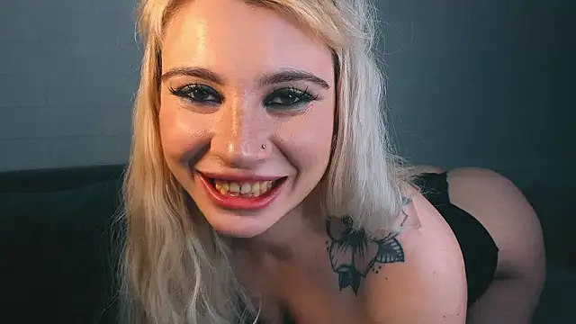 Ashley-Urban 现场XXX聊天