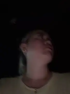 Danielavegax: απευθείας συνομιλία ΧΧΧ