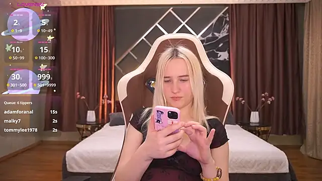 Webkamerová show LilElfie