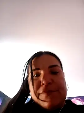 Chat +18 de Zuleyka_69 ao vivo