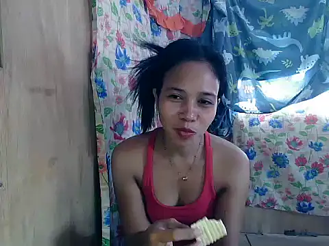 PinaySkinnyGirl's Live XXX Chat