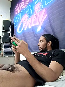 Mikaaa97 – Naživo XXX chat