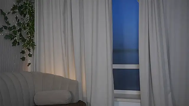 CindyGarrison: онлайн-секс-чат