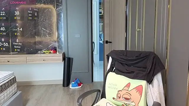 Alittleasiangirl webcam show