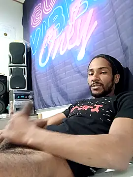 Pokazy przed kamerką – Mikaaa97