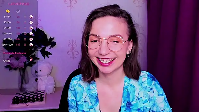 KindHazelHere_ Chat XXX live