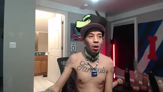 Michigan9000 Chat XXX live