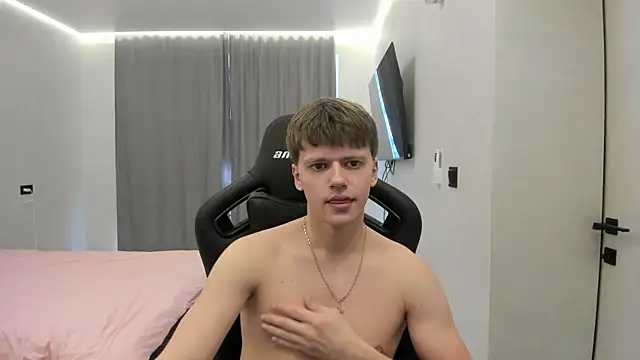 Вебкам-шоу bonekoambalabu