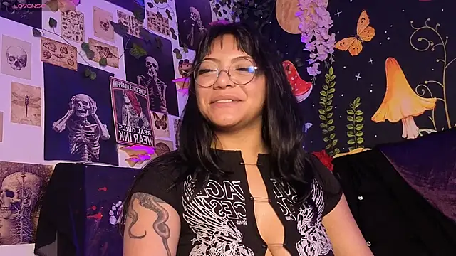 victoriia_thompson 现场XXX聊天