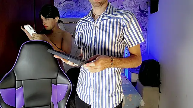 دردشة Top_and_bottom الجنسي ة المباشرة