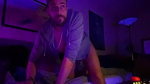 Guyst049 Webcam-Show