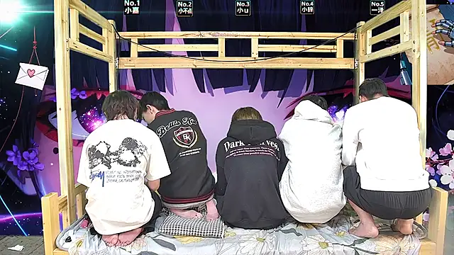 xiaohuangren01's Live XXX Chat