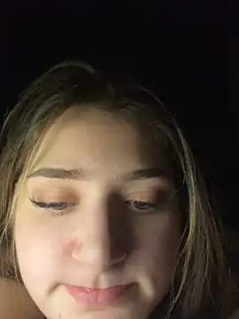 SweetCeline18 Webcam Show