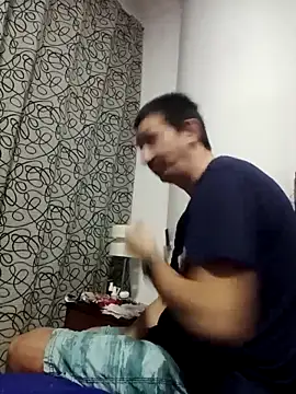 Pacobakan042のライブXXXチャット