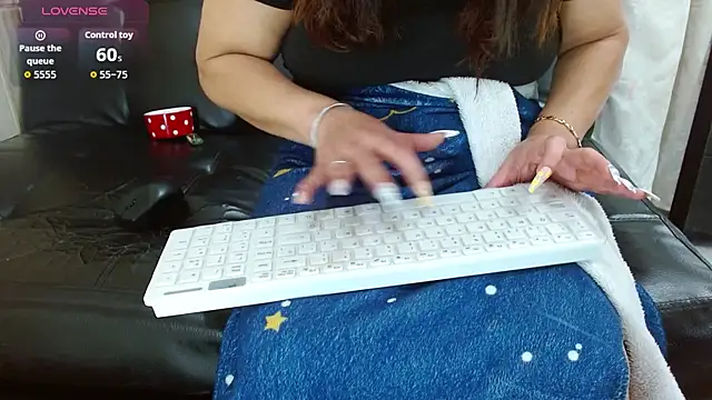 Czat XXX na żywo – Camil4_milf_1