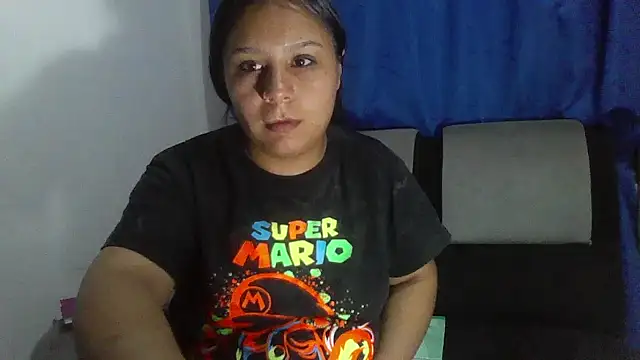 Charis_21 Chat XXX live