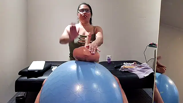 Chat +18 de LizzyRU ao vivo