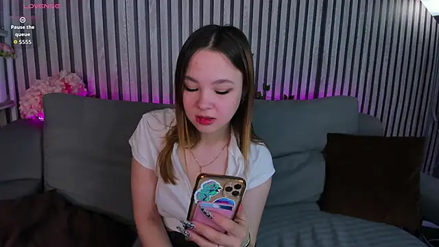 Lori_Bllossom live XXX chat