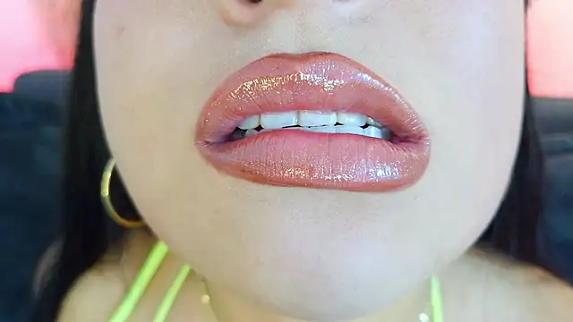 mia_roux1 Live XXX-Chat