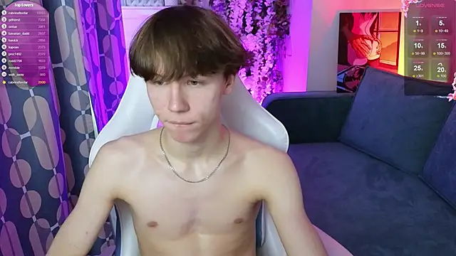 Chat +18 de cuMte_boy ao vivo