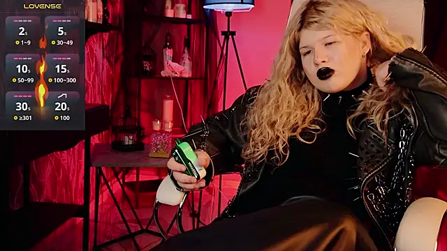 LilithNlsn Chat XXX live