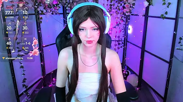 Živý XXX chat AluweMeow