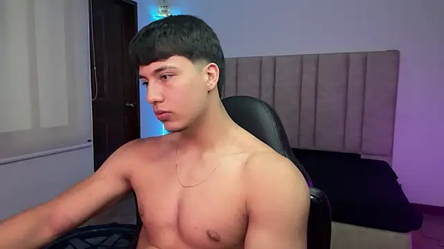 CHRIS_MORGAN1 Live XXX-Chat