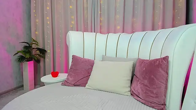 _Sunpuddle: διαδικτυακό σόου στην κάμερα