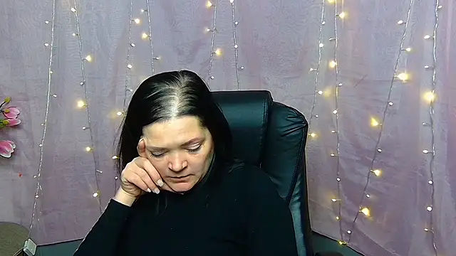 LauraFinn Live XXX Chat