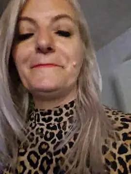 LadyTouch 라이브 XXX 채팅