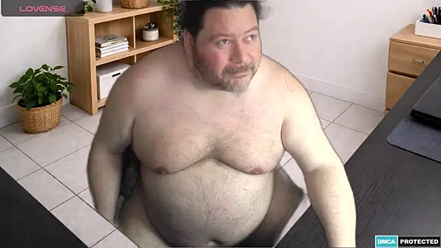 MysticDevil: διαδικτυακό σόου στην κάμερα