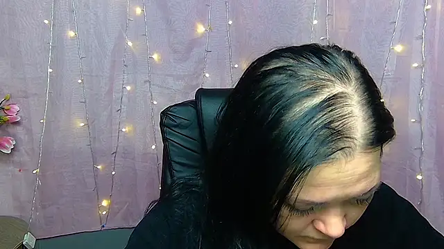 LauraFinn – Live XXX-chat