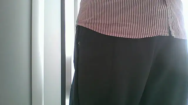 nole_china7: διαδικτυακό σόου στην κάμερα