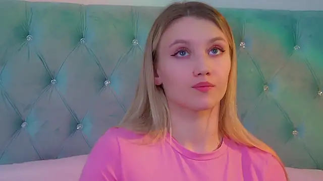 Онлайн чат XXX StacyEvances