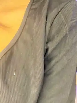 KARISHMA-STRIPのライブXXXチャット