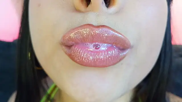 mia_roux1のライブXXXチャット