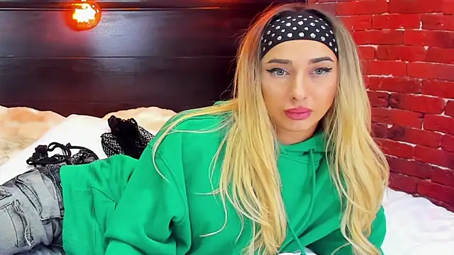 Czat XXX na żywo – ChristynaRoss