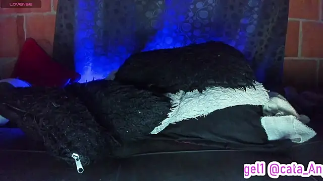 Cata-angel's Live XXX Chat