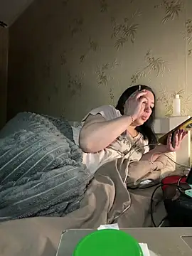 Naughtbaby_2025 Chat XXX in diretta