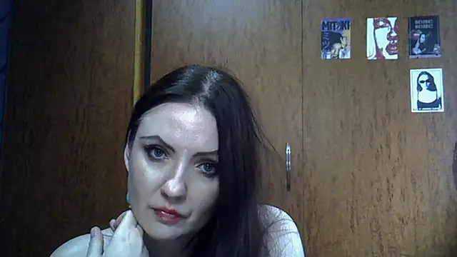 XXX chat uživo modela Kalorinn