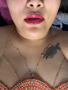 دردشة Rosy_BabyDoll الجنسية المباشرة