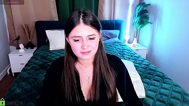 Crystal-Lace Live XXX-chat