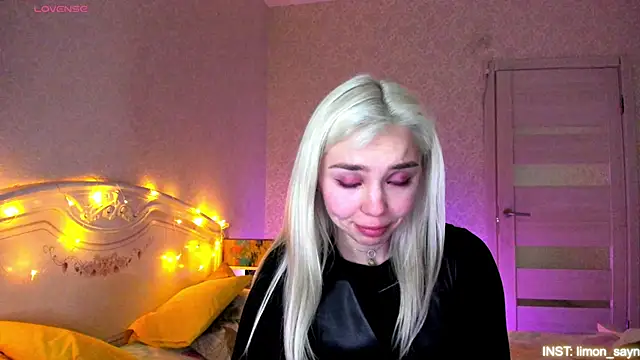 LillyMoure_ Live XXX-chat