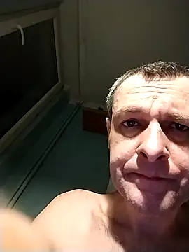 Chat +18 de Andrzej-M ao vivo